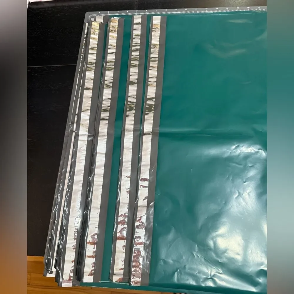 Polymailers Forrest Green Waterproof 24” x 24” Green set of 15!